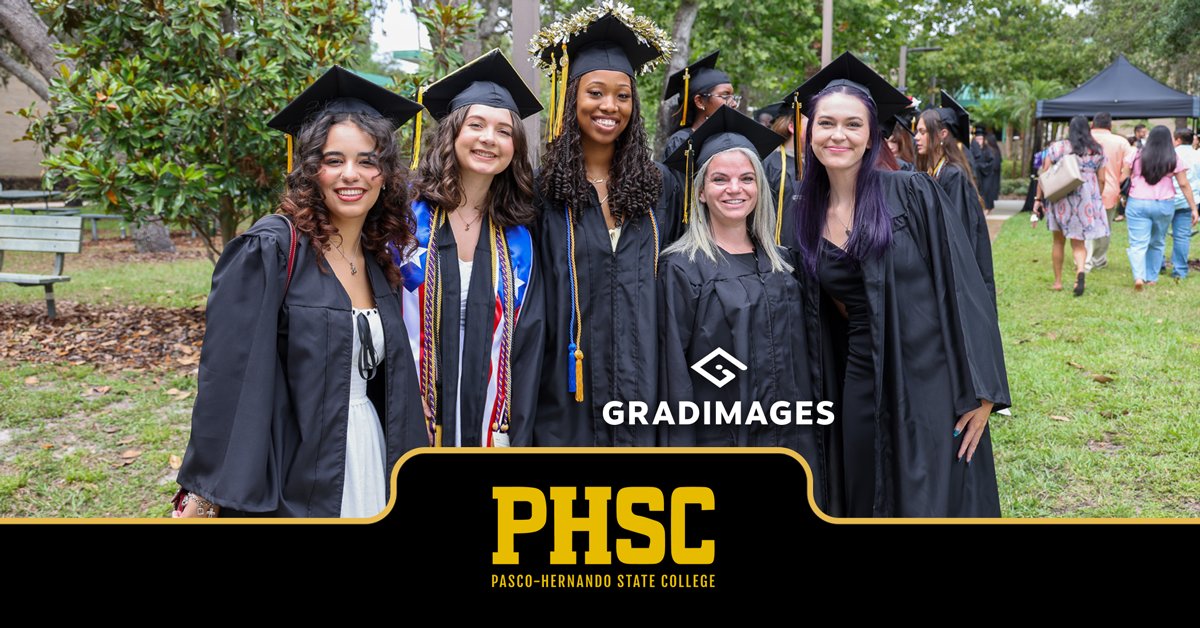 PHSCedu's tweet photo. Capture your special moments with @GradImages , #PHSCedu’s official photographer! Students who pre-register before graduation will receive a 20% discount on photo orders of $50 or more.

Preregister: https://t.co/1cpzKEI9rC.
#PHSCgrad #graduation https://t.co/2uetjSf4gC