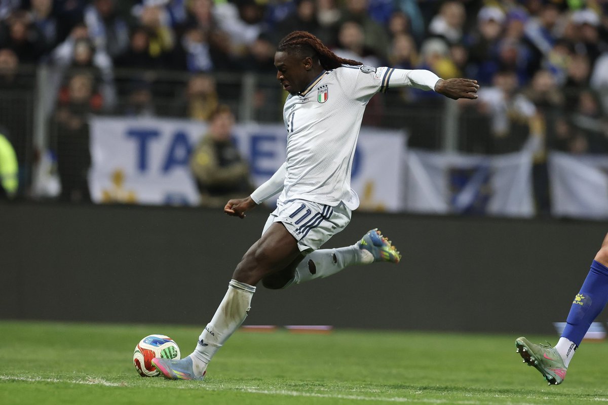 Azzurri's tweet image. ⏱️ 72’ | 🔁
⤴️ #Esposito; #Cristante
⤵️ #Kean; #Locatelli

🇧🇦🇮🇹 #BosniaItalia 0️⃣-1️⃣ 

#Nazionale #Azzurri #VivoAzzurro