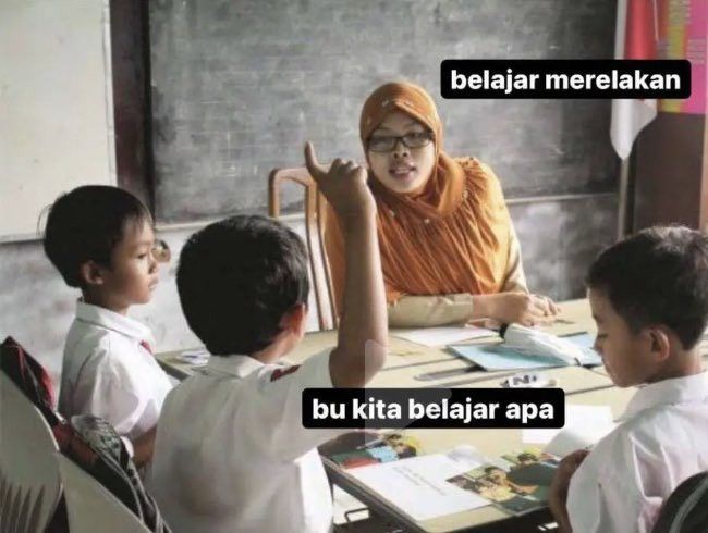 pdhal gue tadi b aja, tpi skarang kok sedih dahsyat yak.. (4 AM anw)
