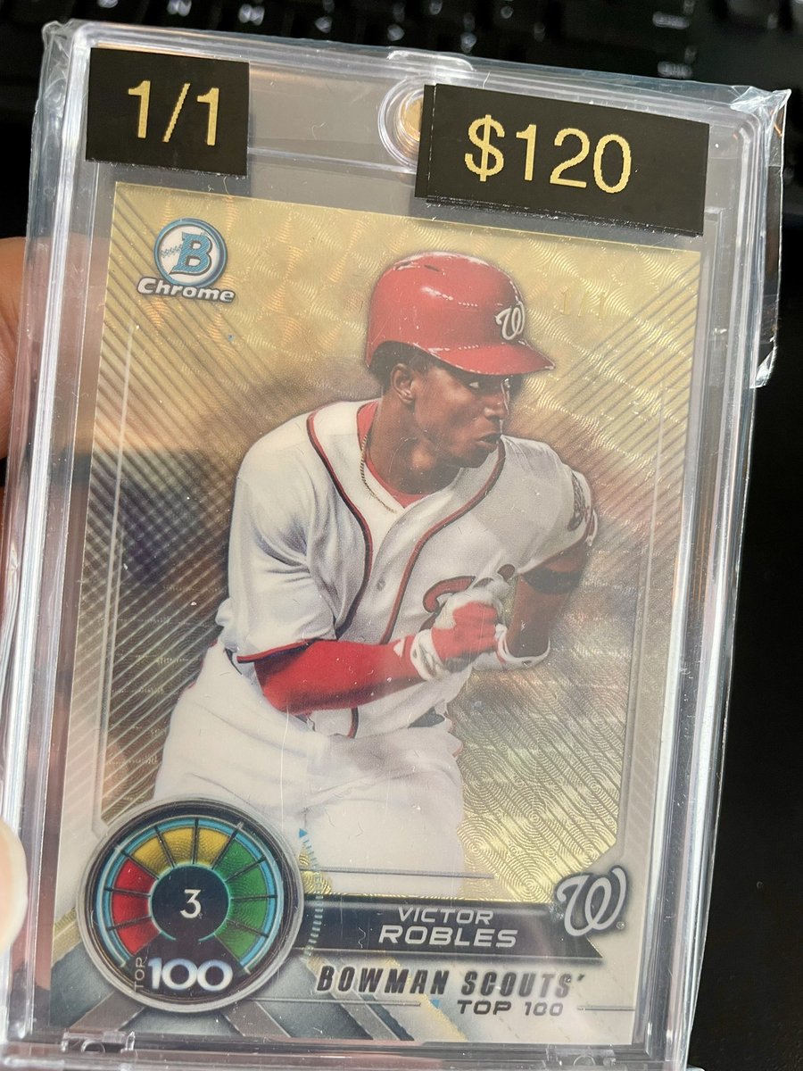 patterba's tweet image. Anyone need a Victor Robles Bowman Chrome 2018 Superfractor?

@sports_sell #mariners #victorrobles