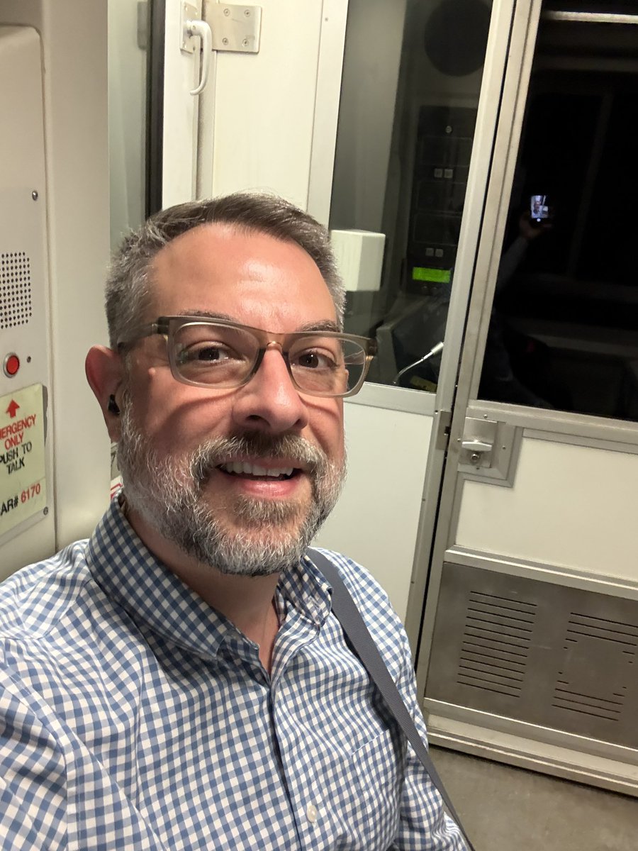 MathewFriedman's tweet photo. The best Metro seat #ifykyk https://t.co/G00jCADj0S
