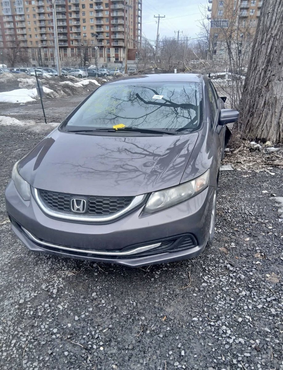 Paco_Autos's tweet photo. 🚘 2014 Honda Civic
Run and drive
Engine and transmission great 👌🏾
160k miles
The back bumper needs fixing - easy fix

Ghc 58,000 - includes shipping https://t.co/Y4vkINhnKS