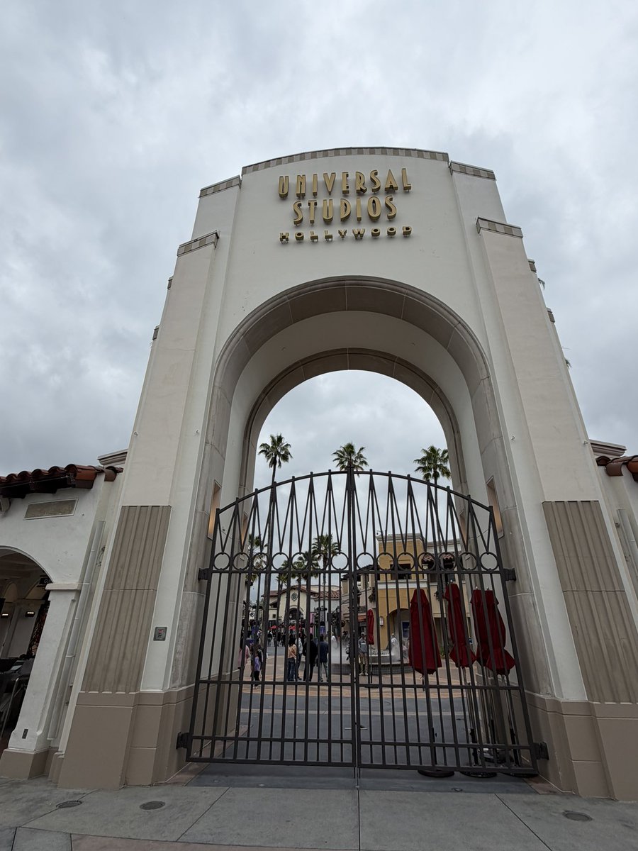 Christian tweet media