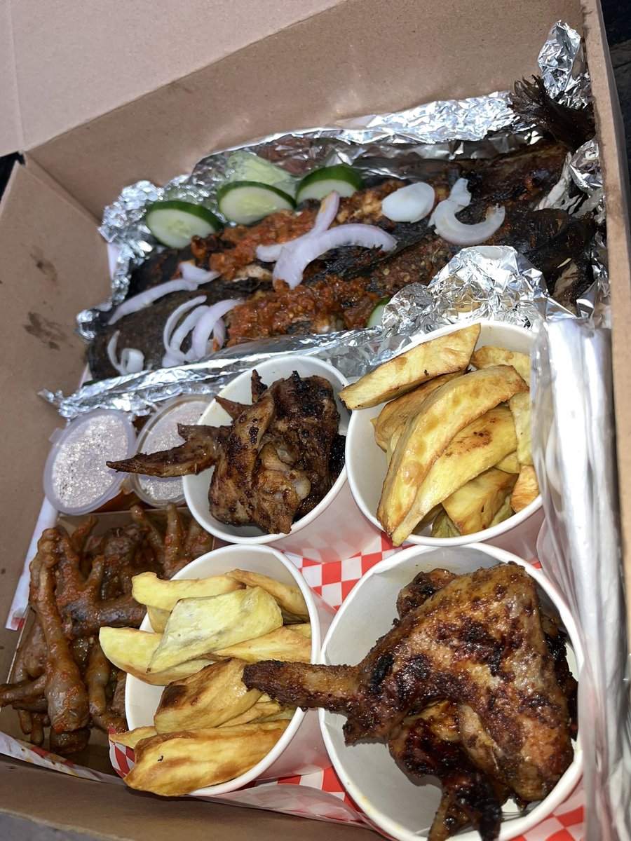 dammie_boligirl's tweet photo. The best grilled platter you’ll see on the TL today 🌚🤭🤤@BolinMore you sabi this grill thing 🙌🏼🙌🏼🙌🏼 https://t.co/KCQafKdRMM