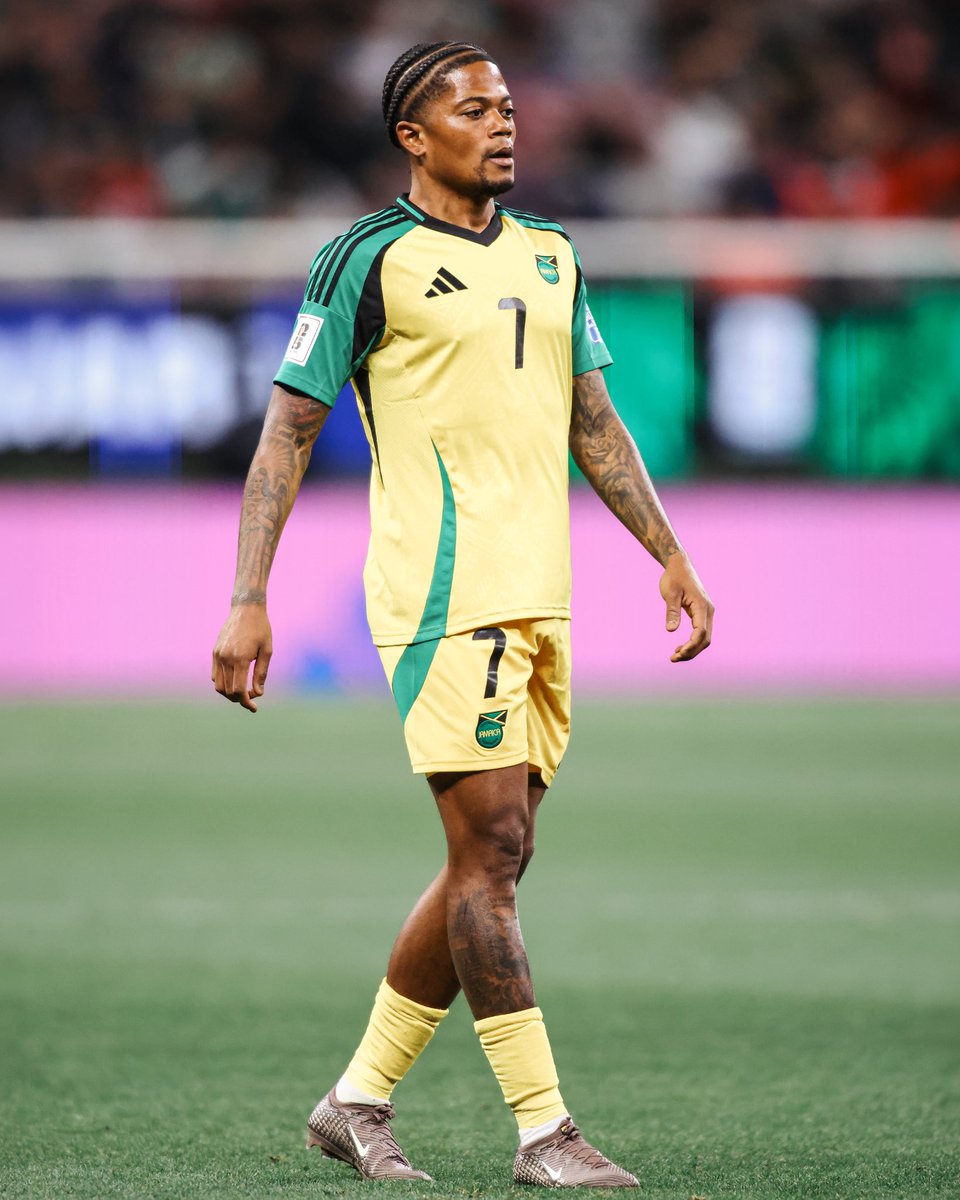 Aston Villa tweet media