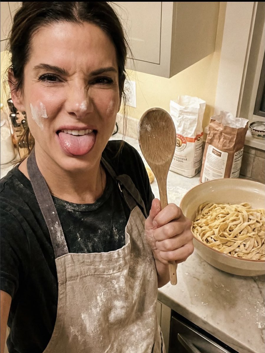 Sandra Bullock Fans Message tweet media