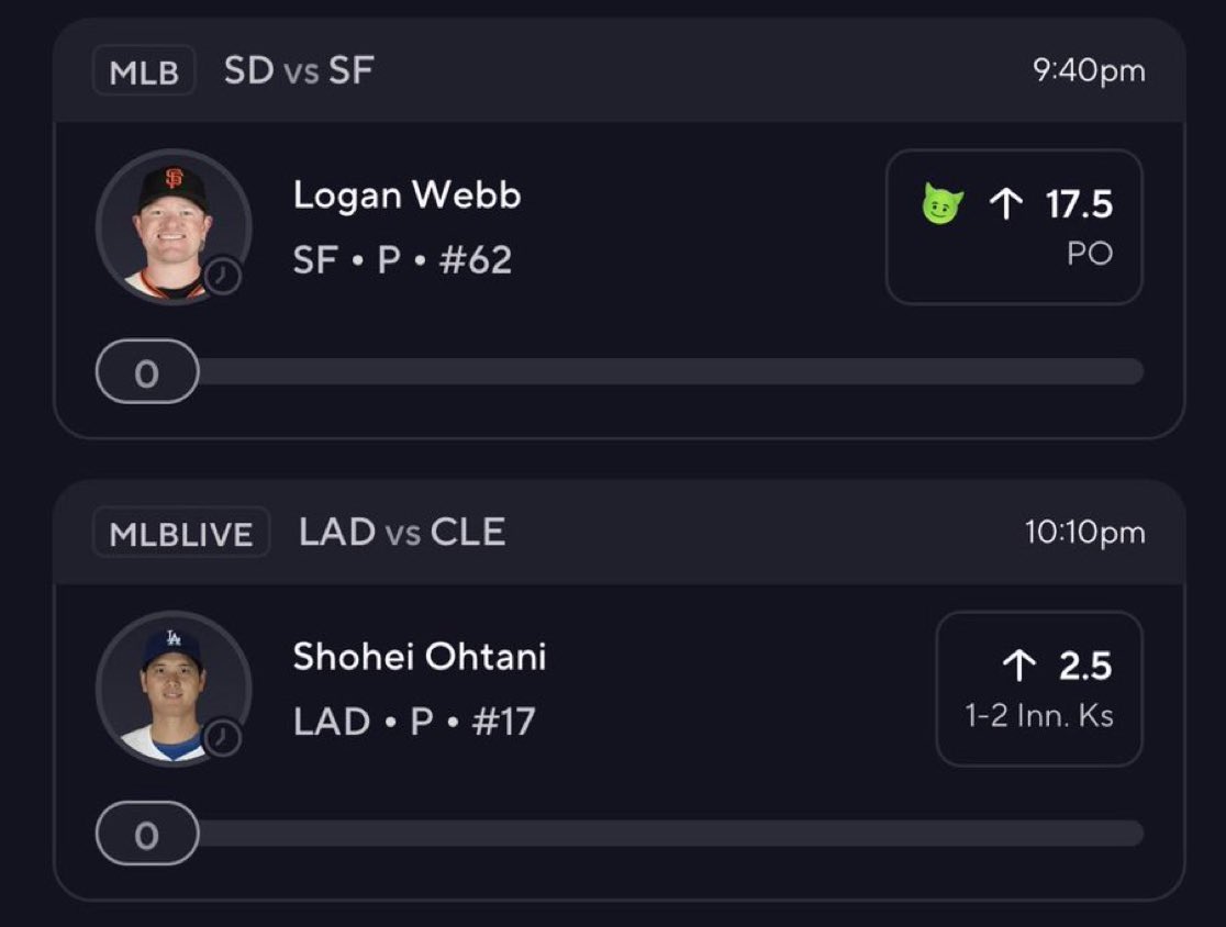 CLINTON🏀🏈 tweet media