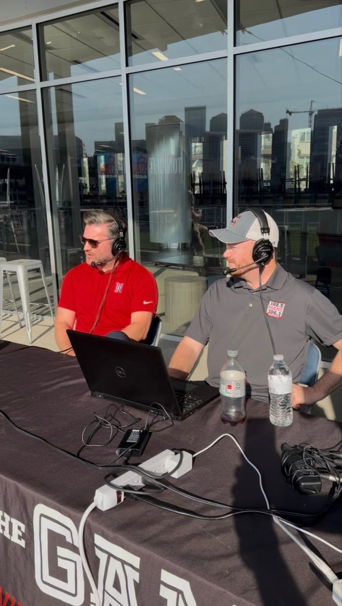 Christopher Jones tweet media