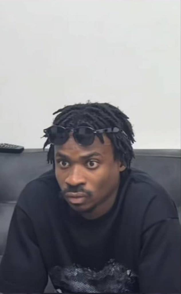 D_FxApostle tweet media