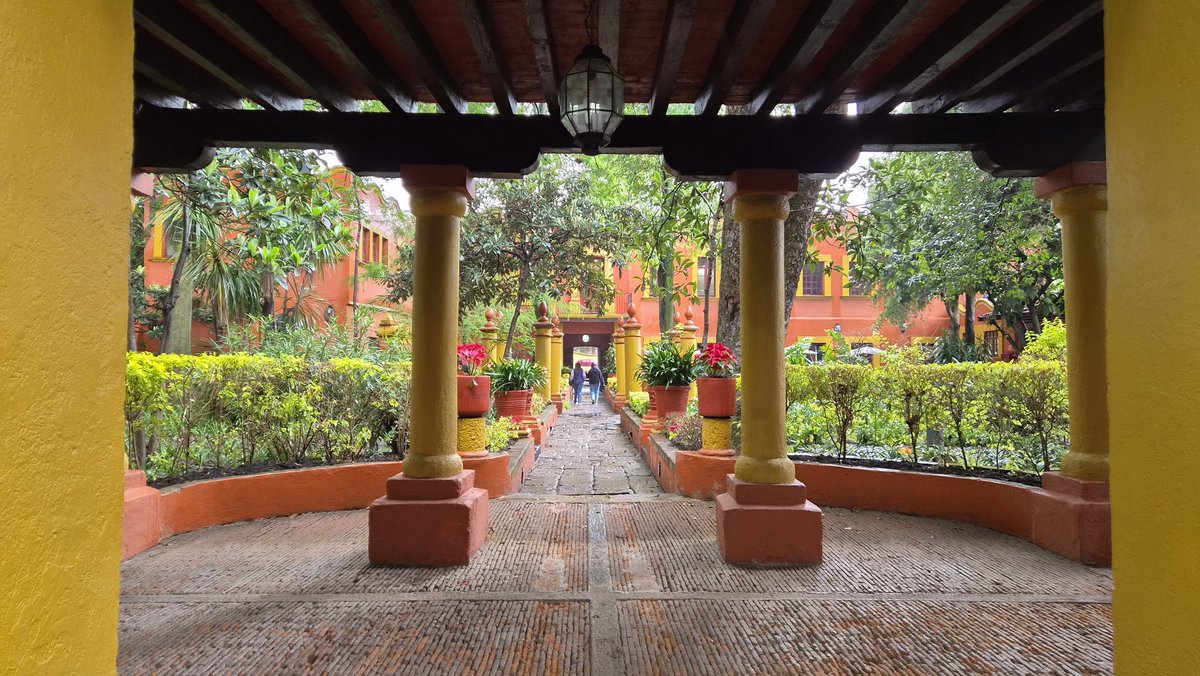 juanbflash's tweet image. Fonoteca Nacional #CDMX #Coyoacan #Fonoteca #pictures #photography