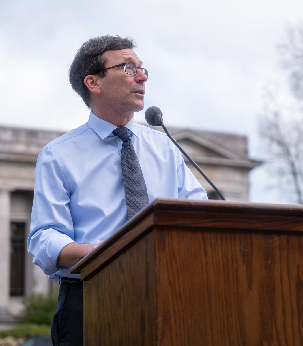 Governor Bob Ferguson tweet media