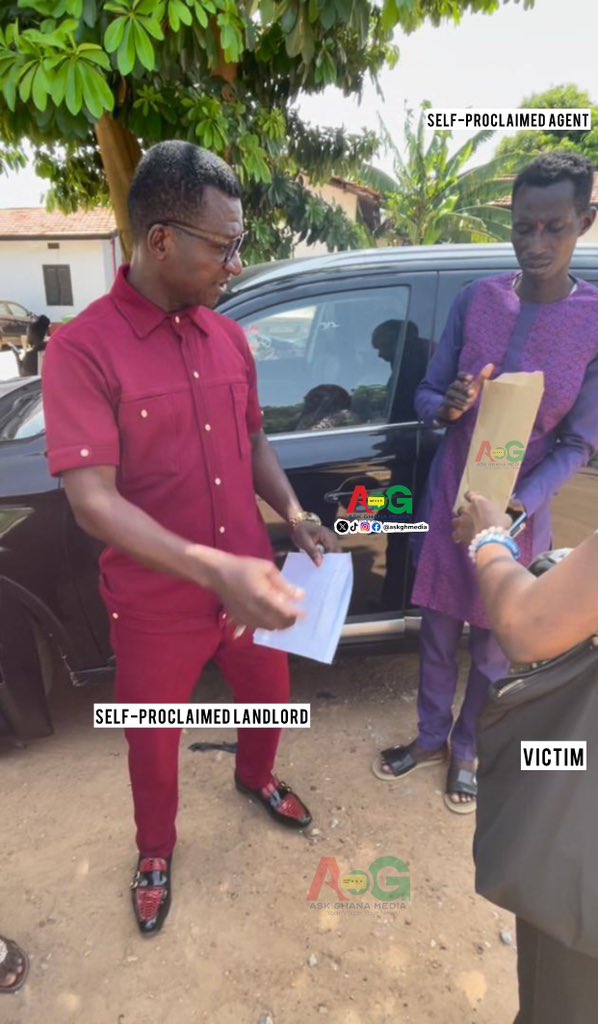 𝐀𝐒𝐊 tweet media