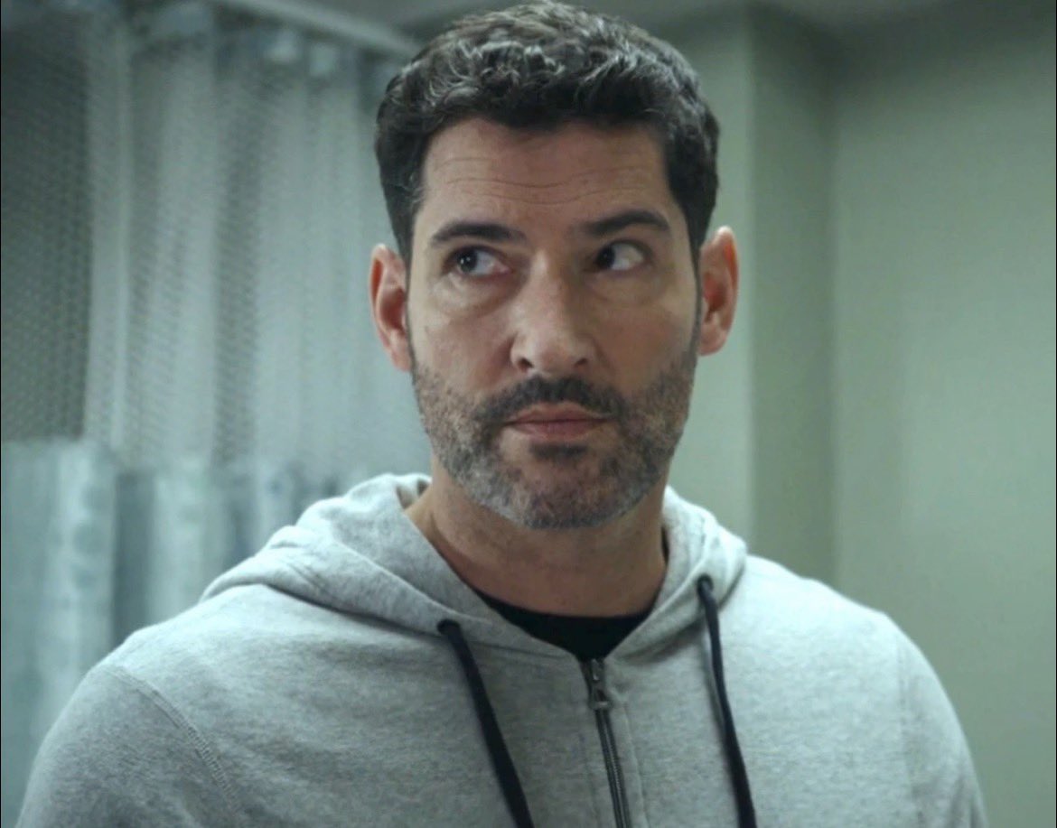 rogersparkgirl's tweet image. More cute Colin! #CIA #TomEllis 🥰