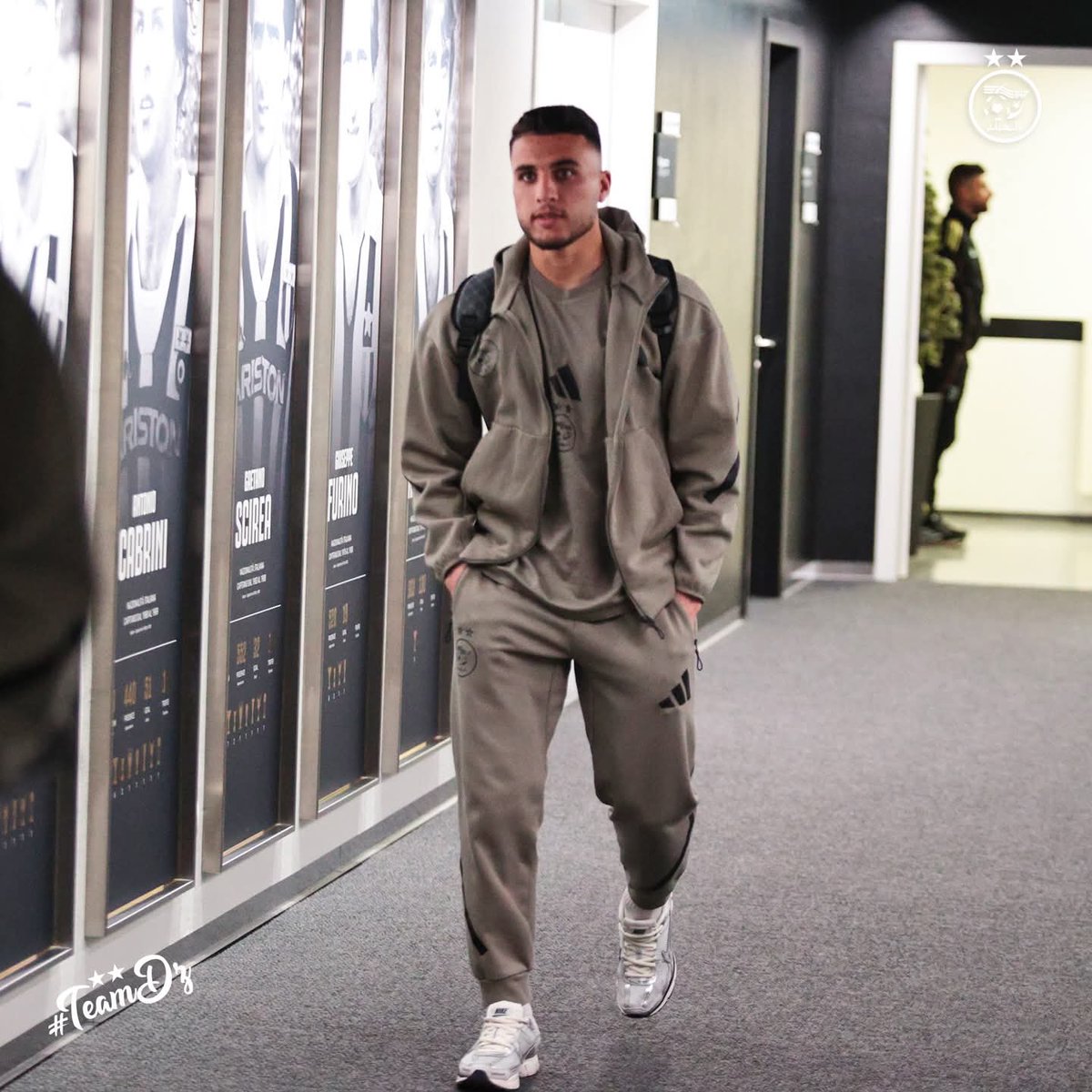 سمير tweet media