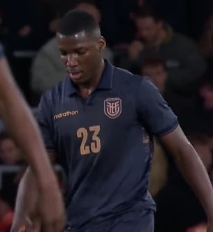 Kay Bee CFC 🐝 tweet media