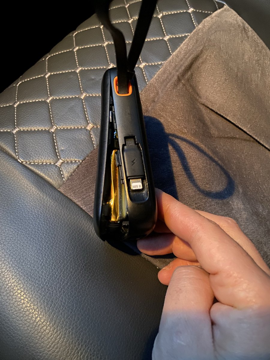 Pofi0339 tweet media