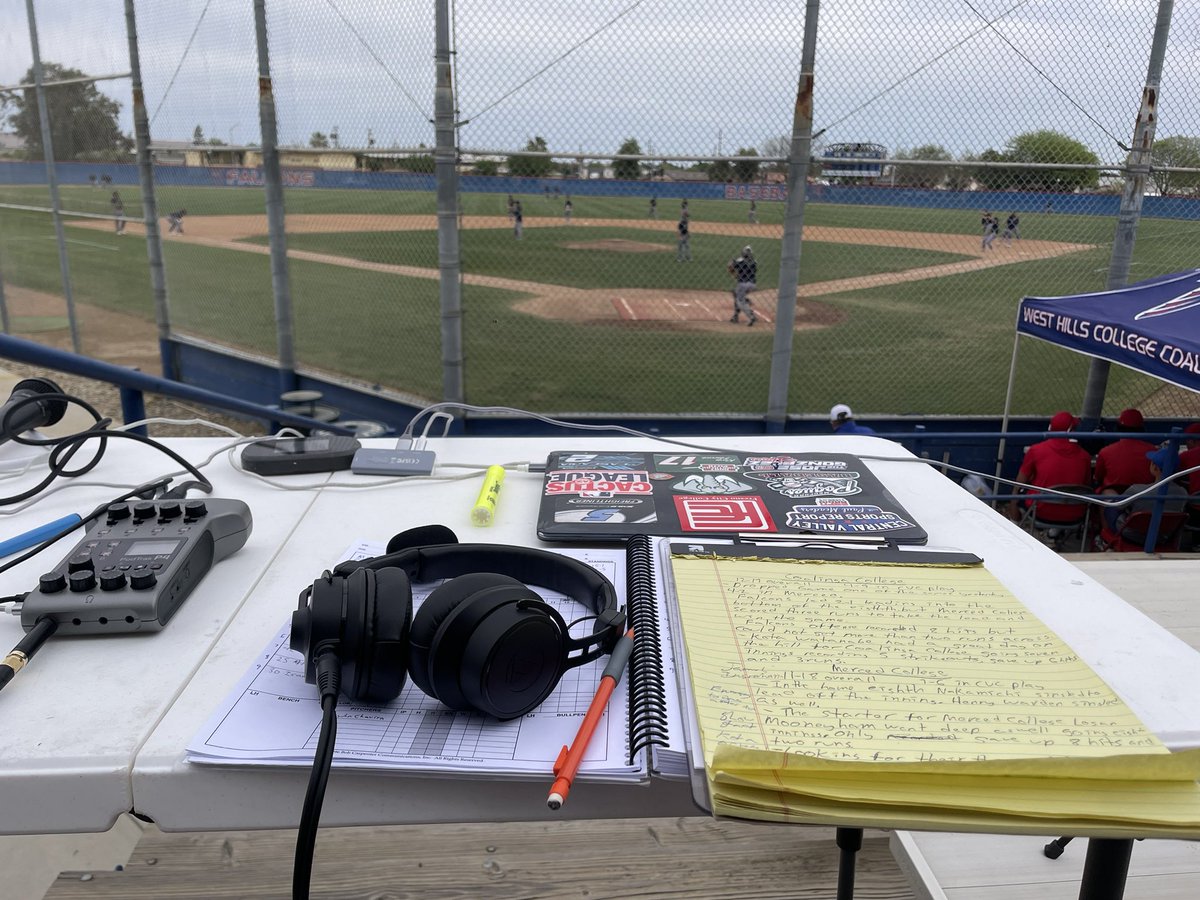 BryanWe94586914's tweet photo. Happy Tuesday from Coalinga!! @WHCC_BASEBALL looks to even up the series against @mercedcollege. Catch the action on my YouTube channel: Bryan Welch!! 

https://t.co/KLvW5T9PEa https://t.co/WFxiRVhwYU