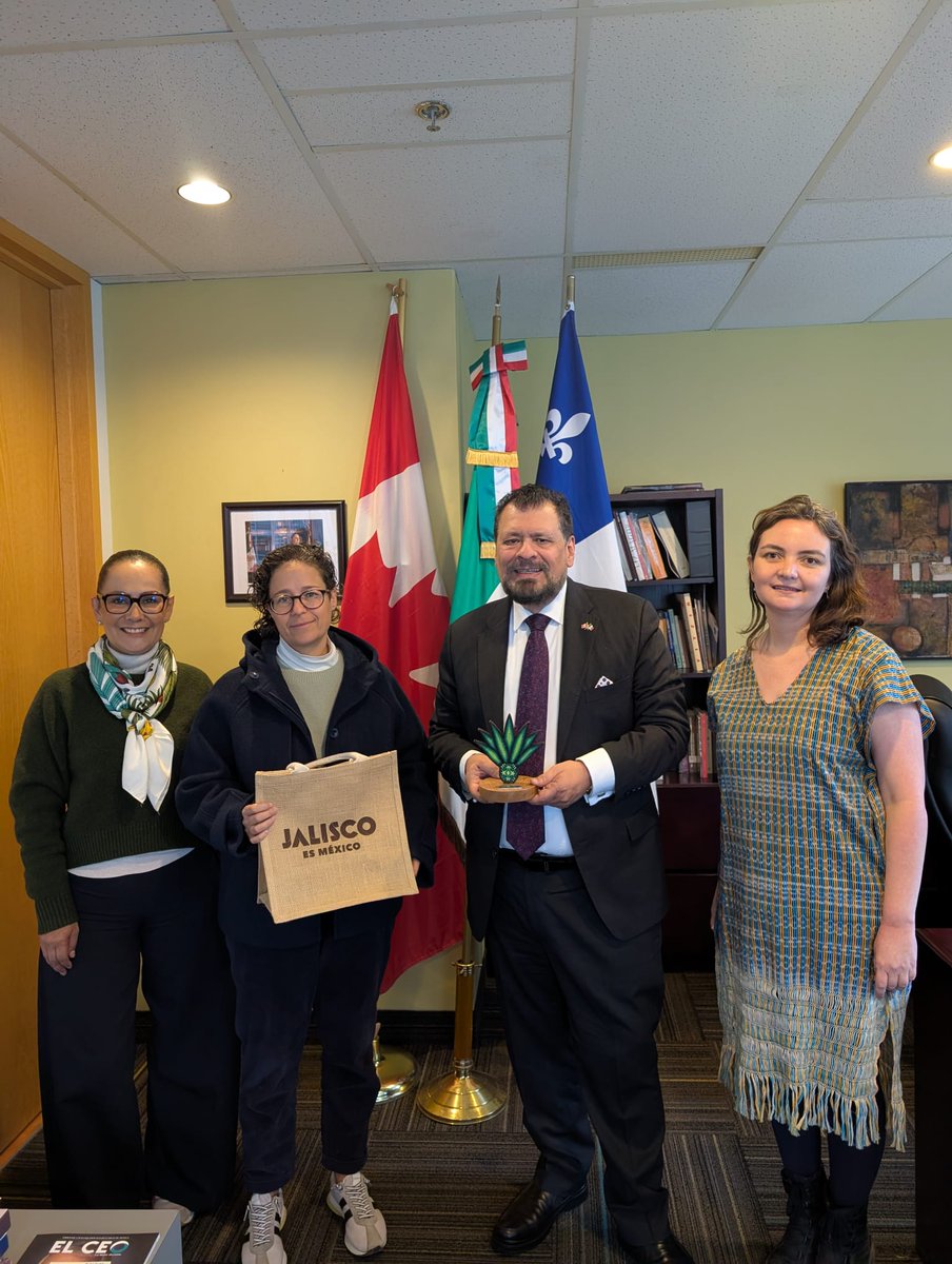 Consulado General de México en Montreal tweet media