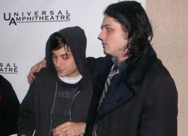 lucy chemicalera tweet media