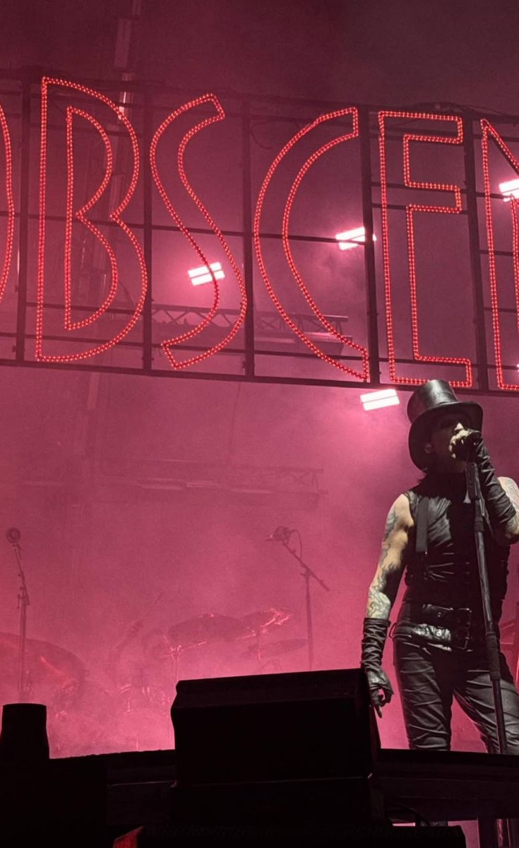 HELL_ETC's tweet photo. Marilyn Manson durante apresentação no Palacio Vistalegre, Madri, Espanha 🇪🇸, 28.11.2025.

📸  drkmando | duende_rasta

3 https://t.co/LXHYR4NoFc