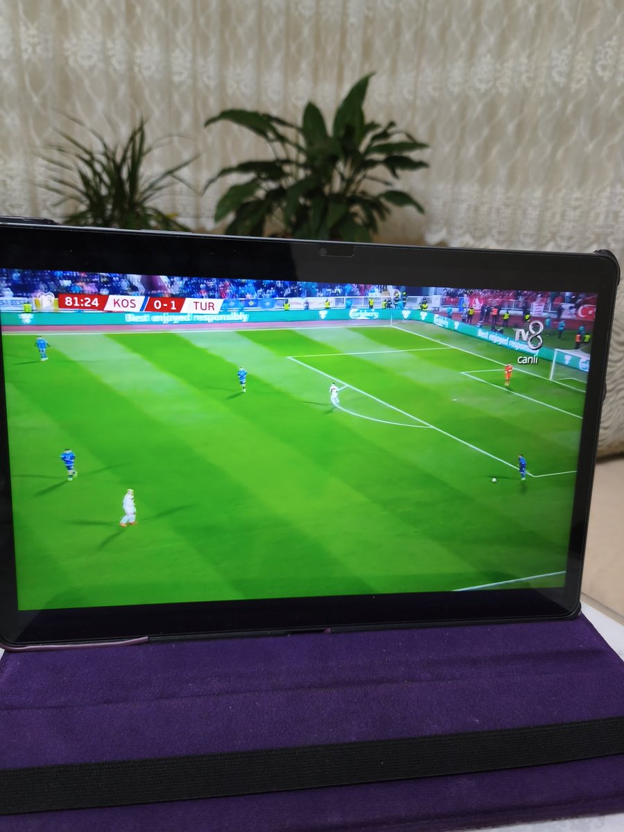 Erkek öğrencilerime söz verdim maçı izleyeceğim yarım beraber konuşalım diye birde dua saatinde dua ettik  o kadar ☺️ ( öğrenci yaş 4-5)