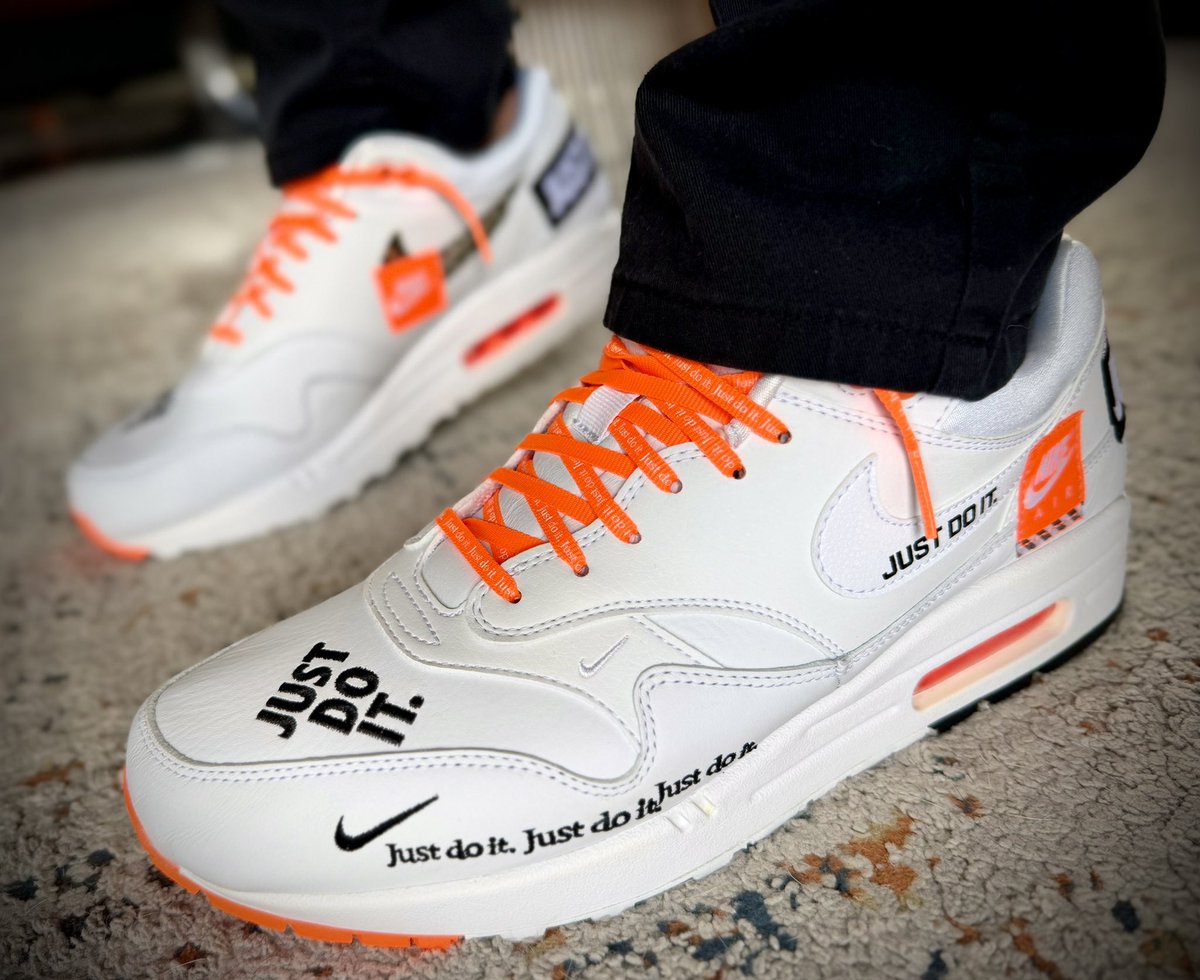 sophistikicks's tweet image. Day 31

Nike Air Max 1 - Just Do It! Pack/White☑️

It’s been a great month, everyone brought out the super heat 🔥🔥🔥🔥🔥🔥🔥and I loved seeing 😍🤩all of it. Stay blessed everyone and remember to #justdoit 🙏

Can’t wait to do it again in 2027🫡

#marchMAXness 
#Nike
