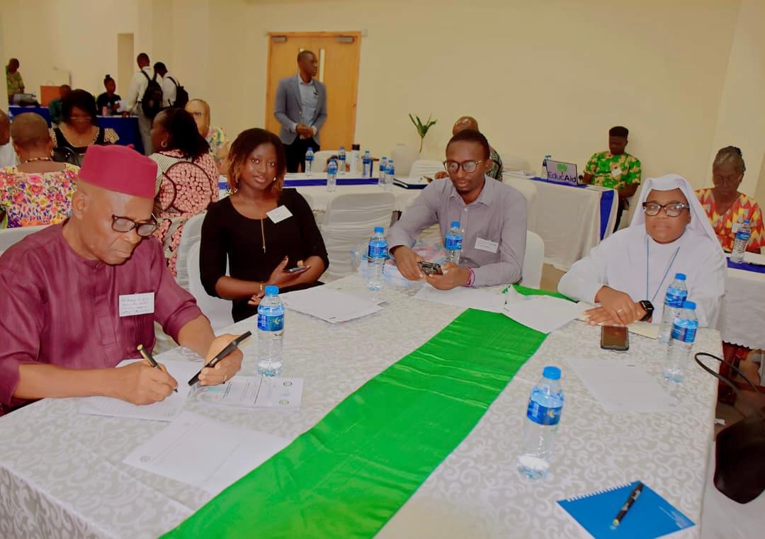 FaweSLeone's tweet photo. FAWE-SL participated in the English Language Conference on national reform, bringing together key stakeholders to address challenges affecting learning outcomes.
 Hon. Conrad Sackey of the MBSSE highlighted weak early reading as a key issue affecting English performance.
#Fawesl https://t.co/Z0y2v7vlrs