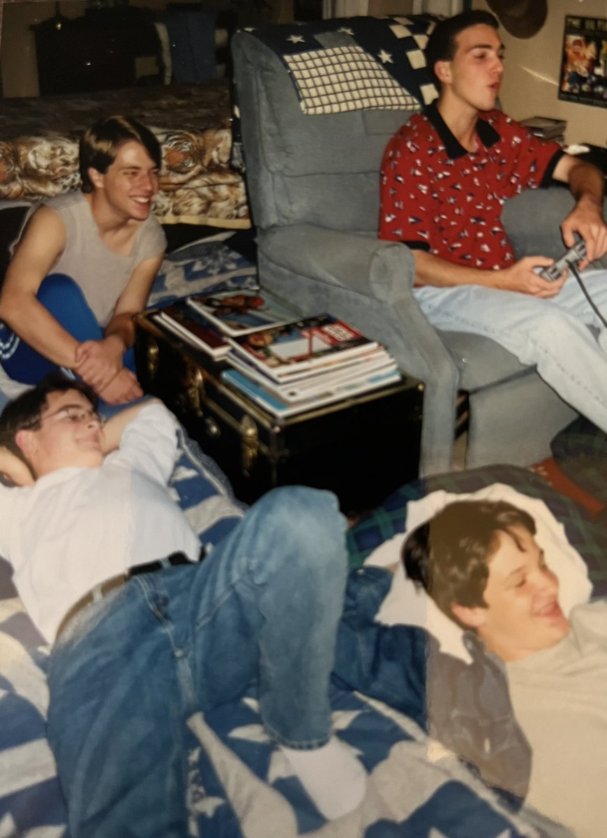 Joshua Michael French ジョシュア tweet media