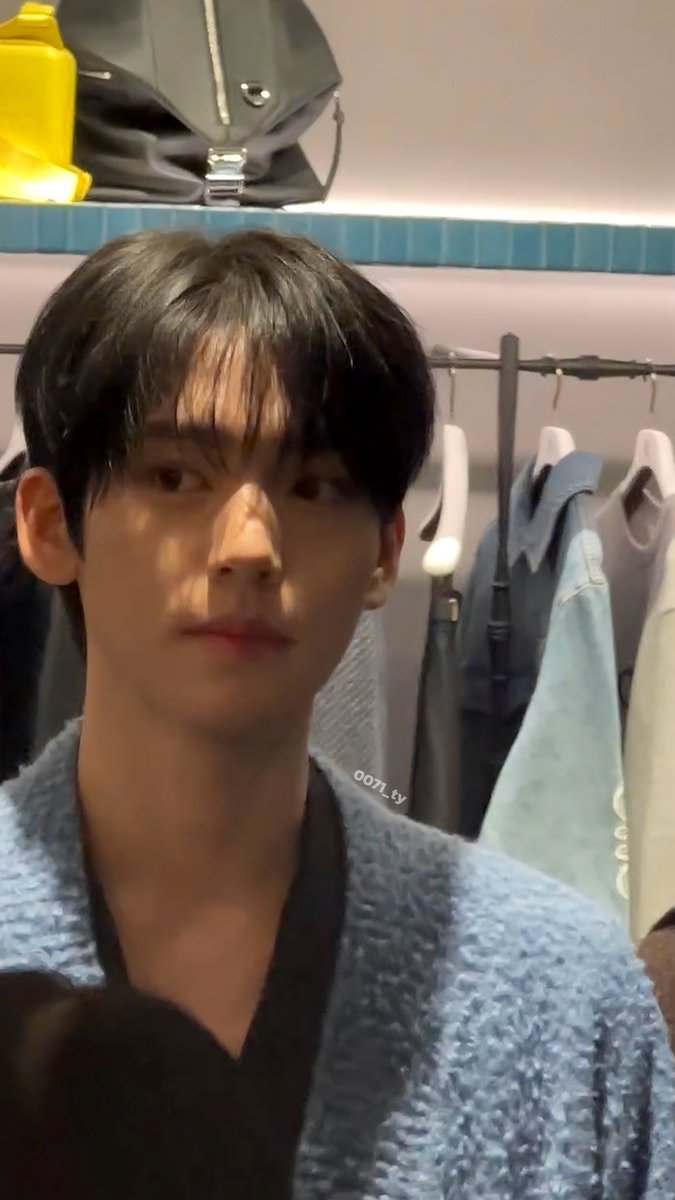 (๑ ◕ ◡︎ ◕ ๑) tweet media