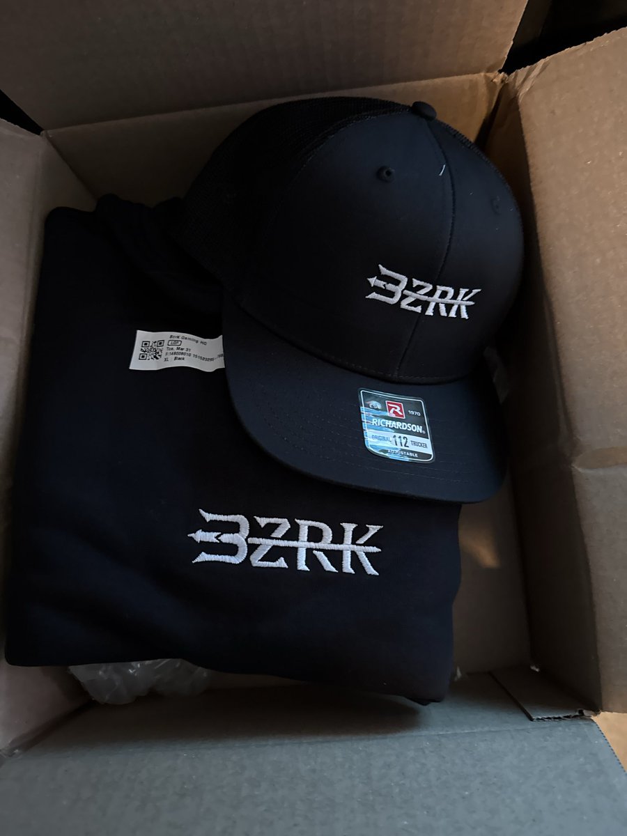 bzrkcorn's tweet photo. It has arrived! https://t.co/A4P5iUGT5X