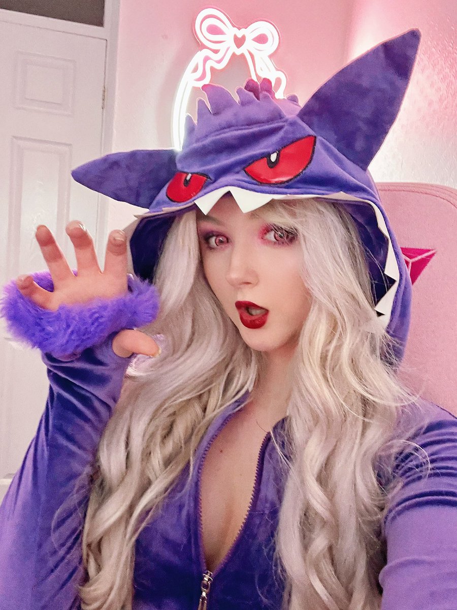 VAMPIIA 🦷🎀 tweet media