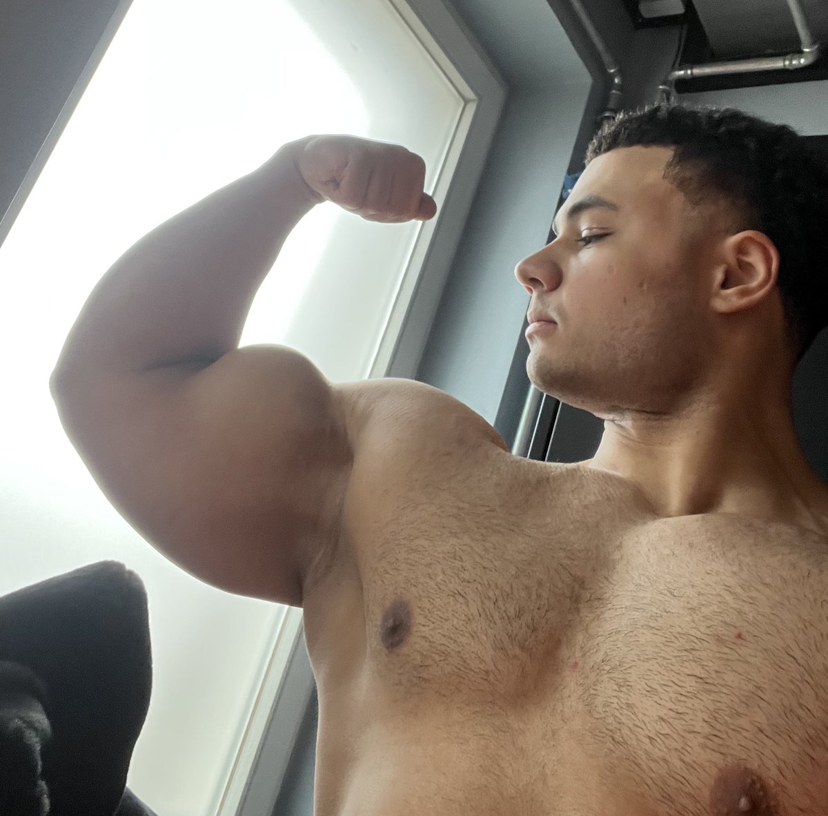 buffogre tweet media