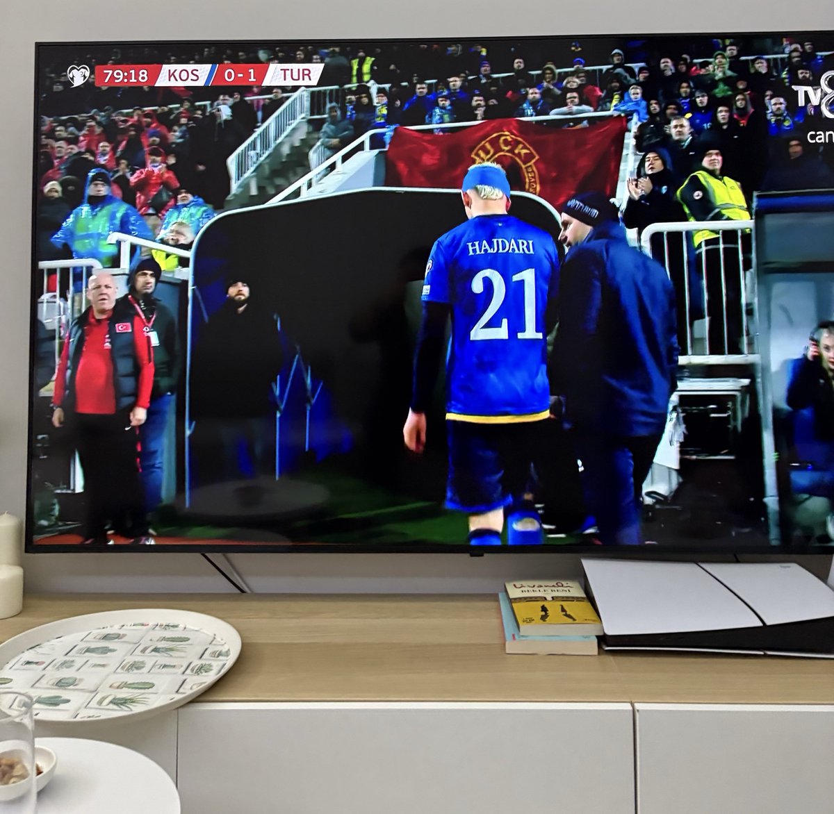 cihatsenn's tweet photo. Hajdari cacık oldu :)

#KosovaVTürkiye 
#BizimÇocuklar 
#millitakım https://t.co/7iaZHZTdSr