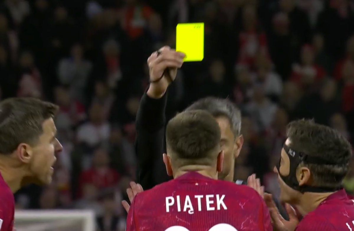 Kaszkiet tweet media