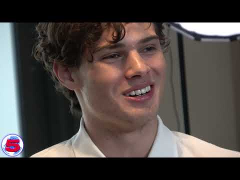 omgblog's tweet image. OMG, WATCH: Tina “looksmaxxing” jester Clavicular is interviewed by Channel 5 with Andrew Callaghan omgwh.at/TRpLTV #Podly #AndrewCallaghan #channel5