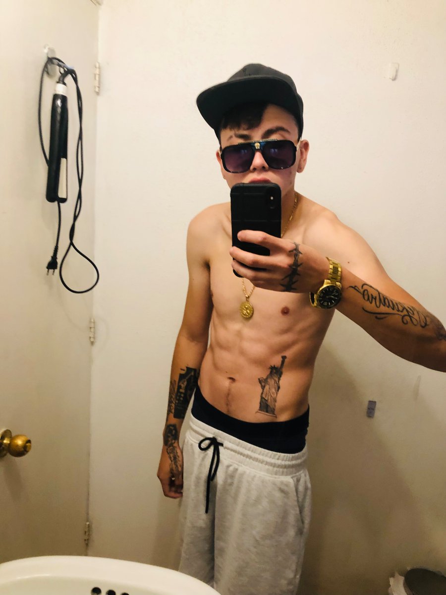 777.999.000 tweet media