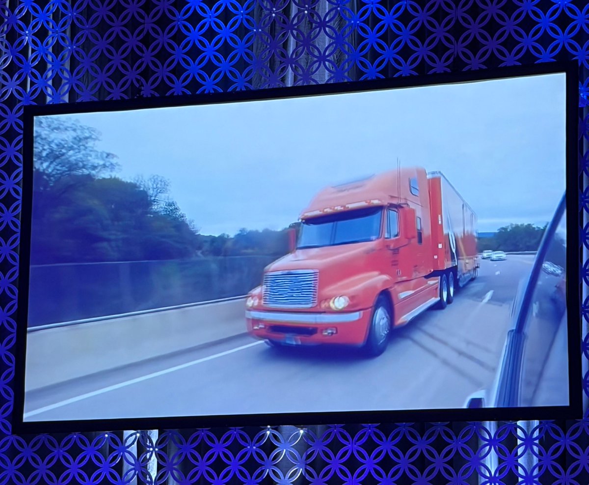 bergertransfer's tweet photo. Very proud moment for our team! 👏 We are excited to announce that Berger Moving &amp; Storage has been named the ATA MSC’s Agent of the Year for Service Excellence.

👉 Read more about this achievement: https://t.co/HsZ1dKaeC7

#BergerAllied #AgentOfTheYear #ServiceExcellence https://t.co/i5Y4eHj6T5