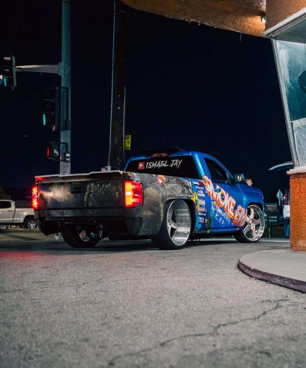 ๐๐ฐ๐ช๐ฏ๐ต๐ญ๐ฆ๐ด๐ด ๐๐ง๐ช๐๐ ๐จโข tweet media