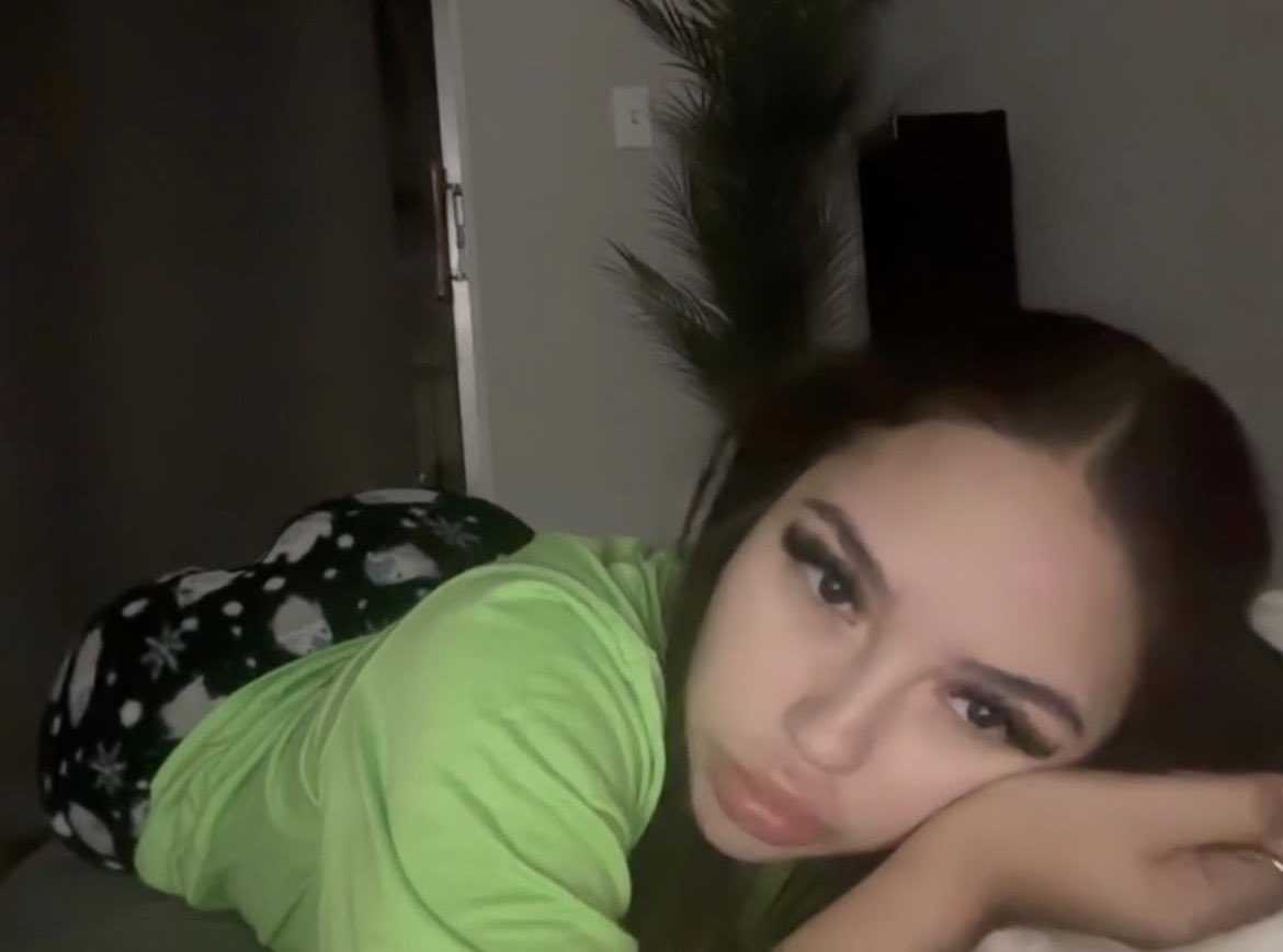 treasuredbabes's tweet photo. -cute Latina mom- https://t.co/vGh9yuA5CJ