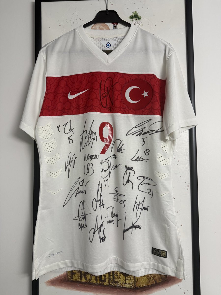 MeteTlc's tweet photo. 24 yıl sonra dünya kupası helal olsun size bizim çocuklar https://t.co/w44dhfn4VE