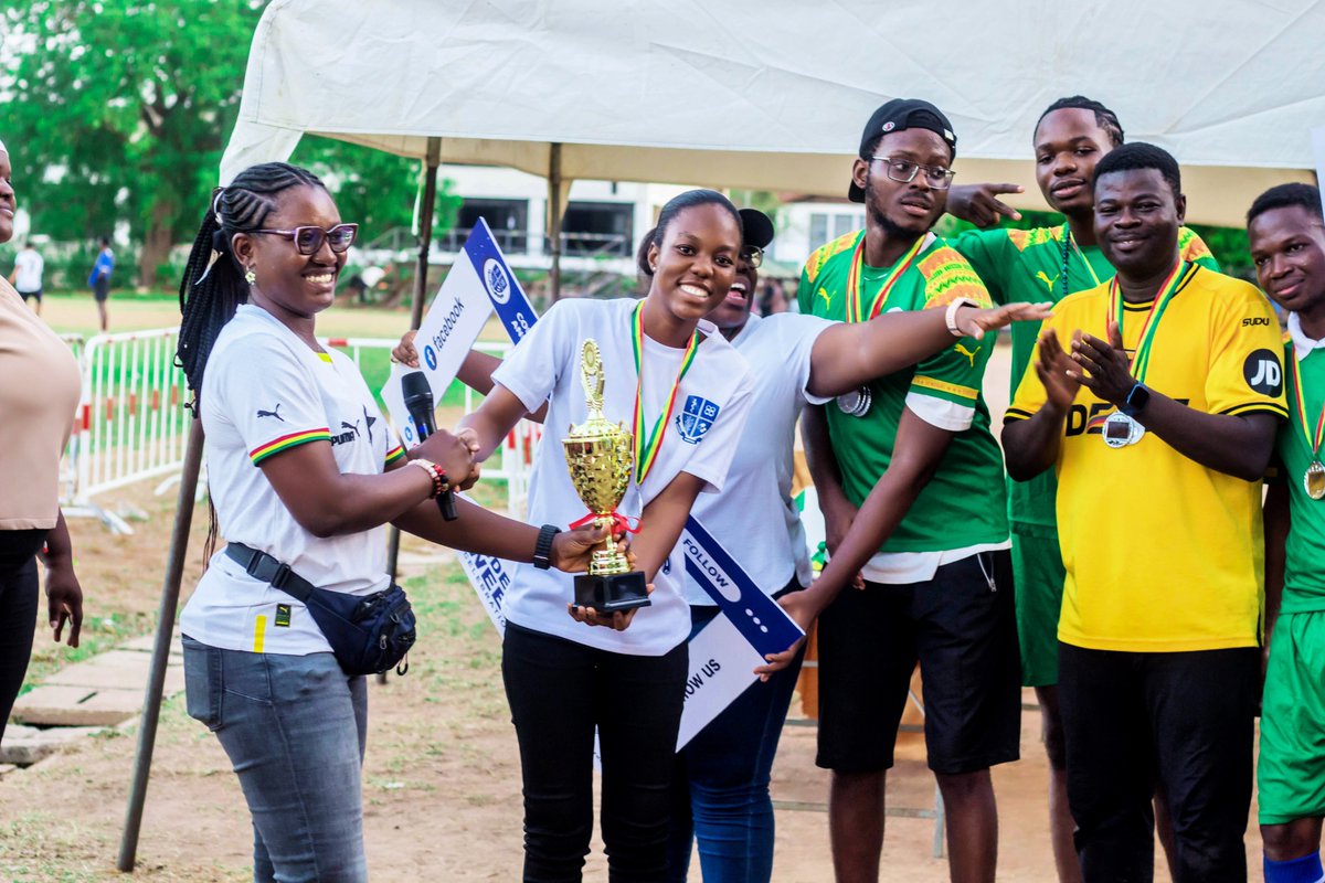 CoMAScollege's tweet photo. 🎉 CoMAS Students’ Week Celebration 2026 🎉

What an incredible time at the College of Medicine and Allied Sciences! From academic excellence to vibrant social moments, this year’s Students’ Week was a true reflection of unity, growth, and the spirit of future healthcare leaders.

👩🏽‍⚕️👨🏽‍⚕️ From research showcases to unforgettable photo moments, our students proved that excellence goes beyond the classroom.
📸 Smiles, connections, and memories were made—capturing the heart of what CoMAS stands for.

Here’s to building not just careers, but a community of passionate professionals ready to make a difference.

#CoMAS #StudentsWeek #FutureDoctors #CampusLife #ExcellenceInHealthcare