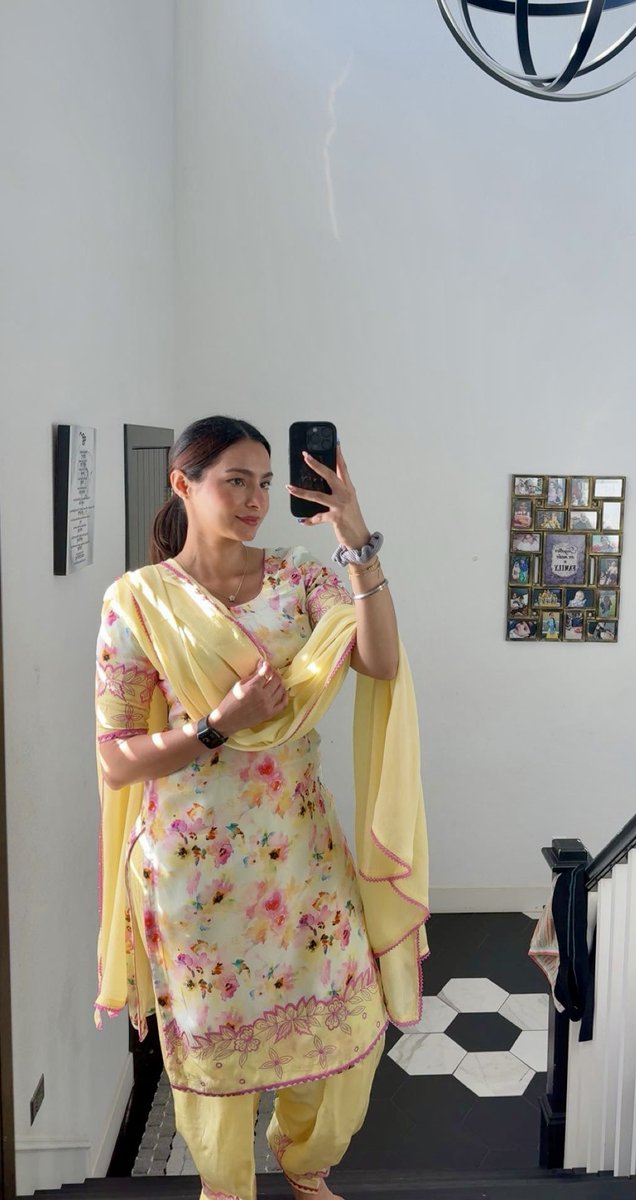 preeti ♥️ tweet media