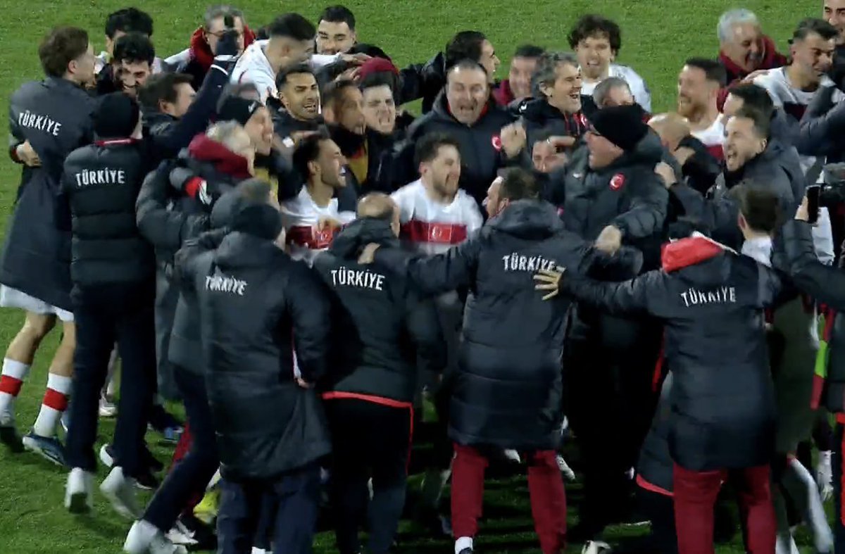 The Touchline | 𝐓 tweet media