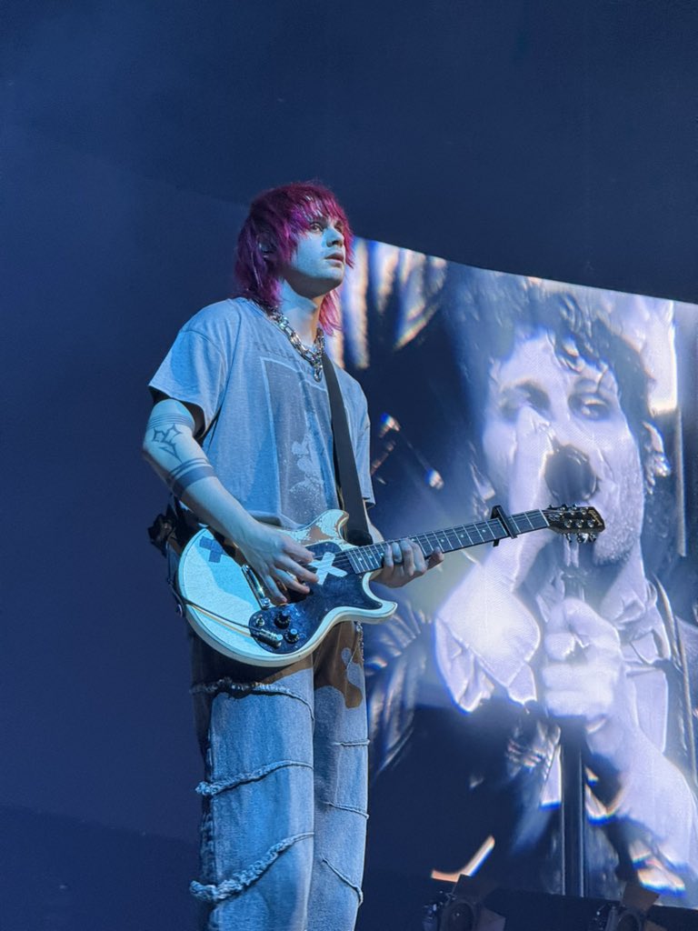 5SOS UPDATES ★ tweet media