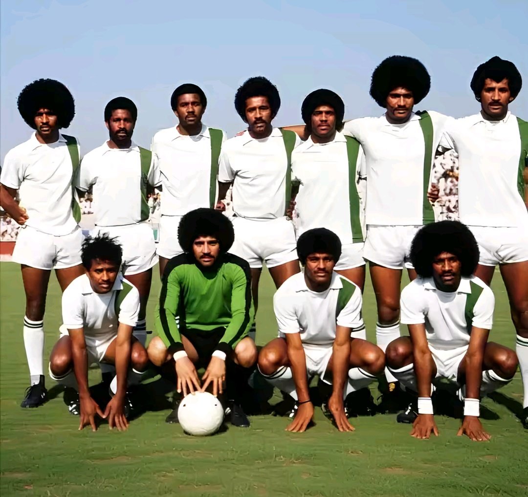 #عاشق_الماضي tweet media