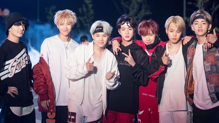 BTSarg_official's tweet image. El video musical oficial de "MIC Drop" de #BTS supera los 1.560 MILLONES de reproducciones en YouTube 🔥👏

#BTS #MICDrop #YouTube