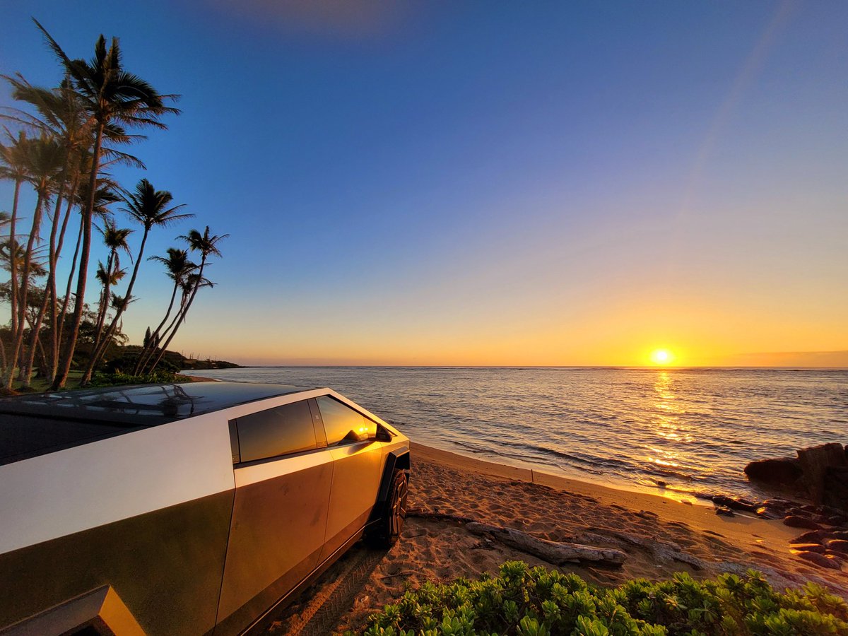 JESUS LOVES KAUA'I tweet media