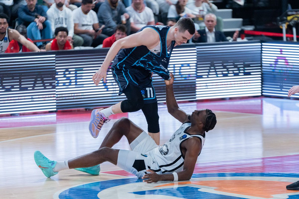 BeBasket tweet media