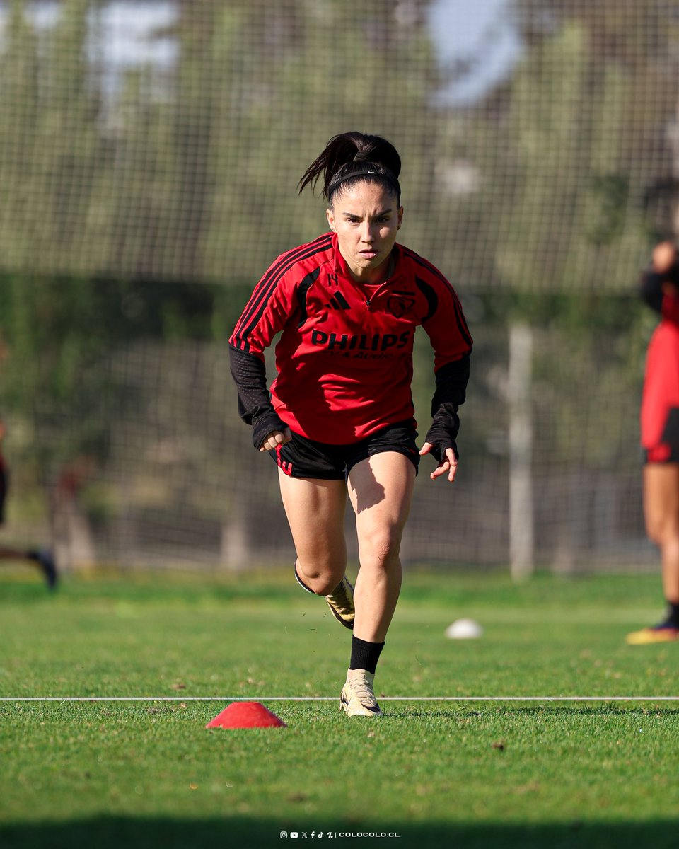Mathilda Colaco 𝐏𝐫𝐞𝐩𝐚𝐫𝐚𝐝𝐚𝐬 𝐩𝐚𝐫𝐚 𝐢𝐫 𝐩𝐨𝐫 𝐮𝐧 𝐧𝐮𝐞𝐯𝐨 𝐝𝐞𝐬𝐚𝐟𝐢́𝐨 🤟🤍🖤 #VamosLasAlbas #Historicas ...