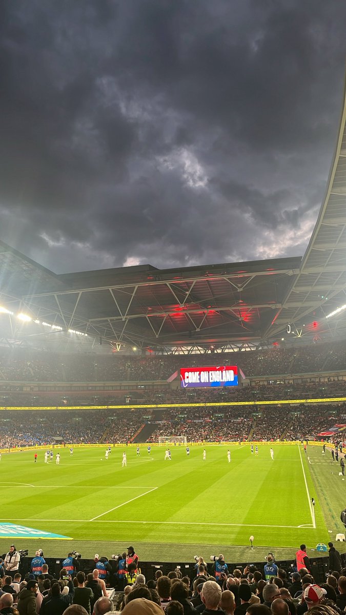 katie holmes tweet media